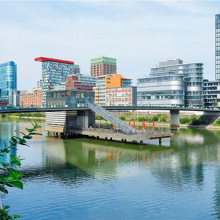 Innside By Melia Hafen